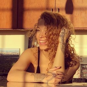 Meet your Posher, Jordan